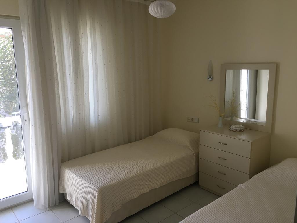 3 Bedrooms Apartment In Oeluedeniz, Ovacik Exterior photo